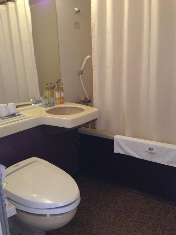 Osaka City Hotel Kyobashi Стая снимка